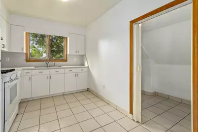 36 Emerson St #2, Medford, MA 02155 - Photo 6