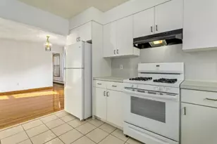 36 Emerson St, Medford, MA 02155 - Photo 4