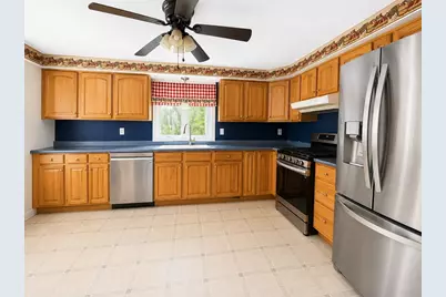 98 H Foote Rd, Charlton, MA 01507 - Photo 6