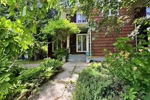 98 Conway St, Greenfield, MA 01301 - Photo 2