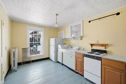 98 Conway Street, Greenfield, MA 01301 - Photo 22