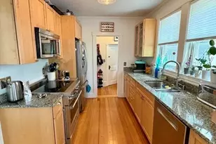 5 Fainwood Cir, Cambridge, MA 02139 - Photo 2