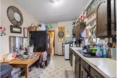 55 Canton St, Fitchburg, MA 01420 - Photo 16