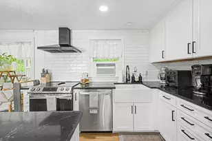 103 Laroche St, Ludlow, MA 01056 - Photo 16