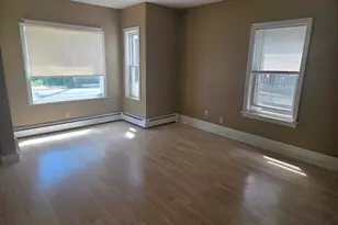 57 Greenwood St, Gardner, MA 01440 - Photo 6