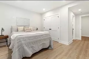 140 Pearl St, Somerville, MA 02145 - Photo 18