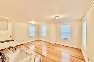 19 Common St, Weymouth, MA 02188 - Photo 4