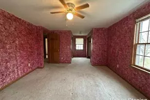 250 Ramblewood Dr, Springfield, MA 01118 - Photo 14