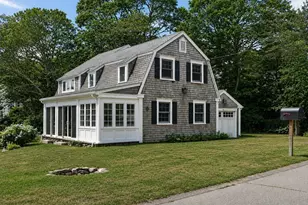 51 Davis St, Tisbury, MA 02568 - Photo 2