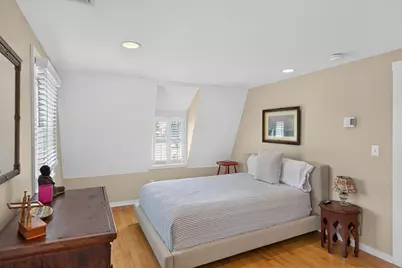 51 Davis St, Tisbury, MA 02568 - Photo 20