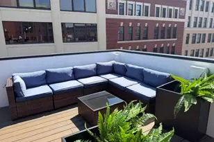 230 Friend St, Boston, MA 02114 - Photo 12
