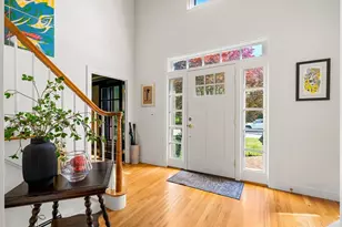 6 Lexington Cir, Holden, MA 01520 - Photo 4
