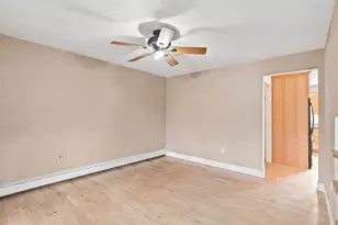 40 Elmwood St, Salisbury, MA 01952 - Photo 8