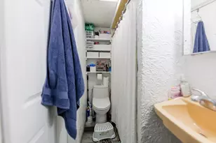 6 Hillside Ave, Everett, MA 02149 - Photo 32