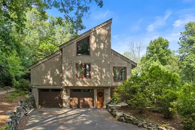 7 Hilltop Ln, Framingham, MA 01701 - Photo 14