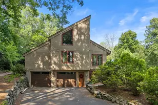 7 Hilltop Ln, Framingham, MA 01701 - Photo 14