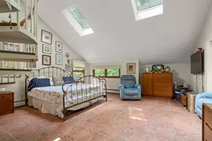 7 Hilltop Ln, Framingham, MA 01701 - Photo 32