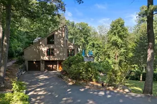 7 Hilltop Ln, Framingham, MA 01701 - Photo 4