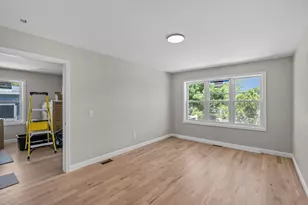 37 Murray St, Providence, RI 02909 - Photo 16