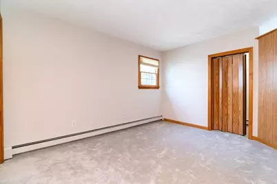 10 Ellis St, Medway, MA 02053 - Photo 32