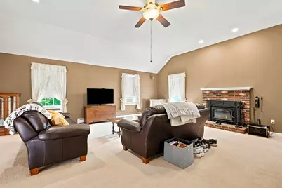 2 Madisyn Ave, Rutland, MA 01543 - Photo 22