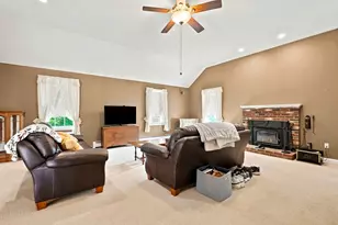 2 Madisyn Ave, Rutland, MA 01543 - Photo 22