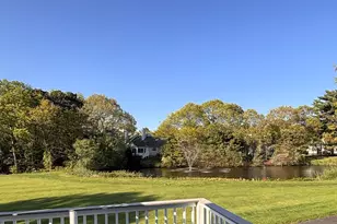 18 Bonwood Dr, Mashpee, MA 02649 - Photo 8