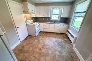 161 Matfield St, West Bridgewater, MA 02324 - Photo 2