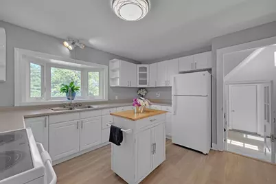 58 Randall St, Palmer, MA 01069 - Photo 6