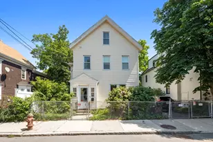 20 Newbury St, Somerville, MA 02144 - Photo 12