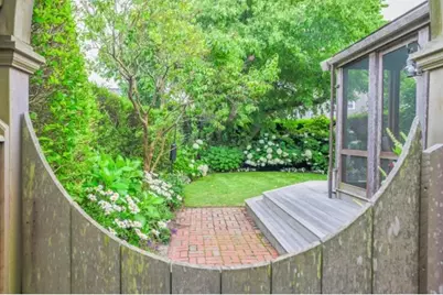 4 York, Nantucket, MA 02554 - Photo 1