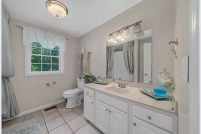 257 Howe St, Methuen, MA 01844 - Photo 32