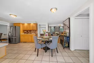 257 Howe St, Methuen, MA 01844 - Photo 16