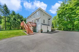 257 Howe St, Methuen, MA 01844 - Photo 4