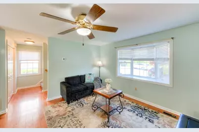 39 Ledgecrest Dr, Worcester, MA 01603 - Photo 6