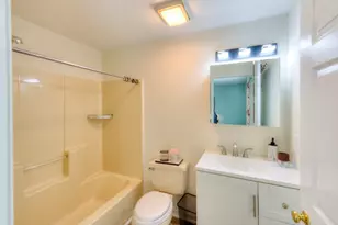 39 Ledgecrest Dr, Worcester, MA 01603 - Photo 20