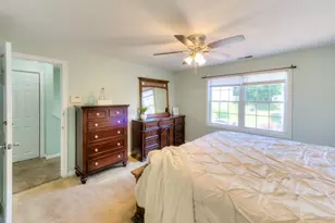 39 Ledgecrest Dr, Worcester, MA 01603 - Photo 24