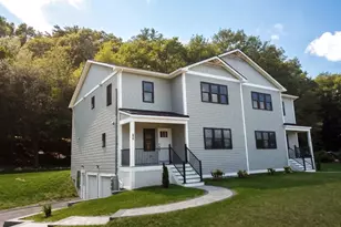 27 Rollins, Groveland, MA 01834 - Photo 2