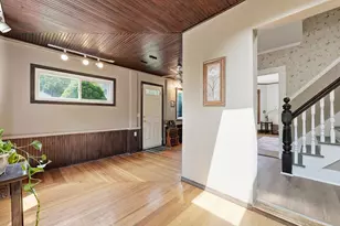 96 Washington St, Gardner, MA 01440 - Photo 2