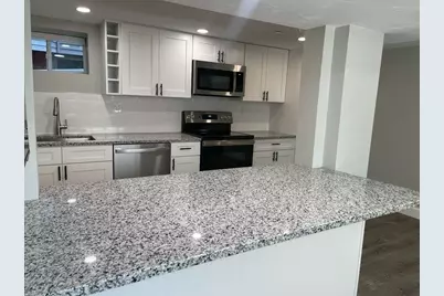 33 Jackson Ave #1R, Everett, MA 02149 - Photo 4
