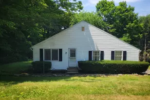 124 Burbank Ave, Warren, MA 01083 - Photo 2