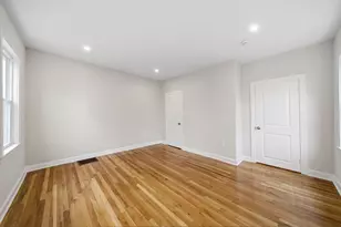 11 Mt Pleasant St, Waltham, MA 02452 - Photo 16