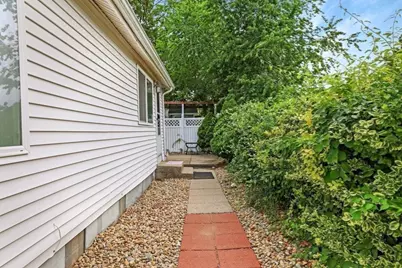 10 Barnes Street, Wareham, MA 02571 - Photo 24