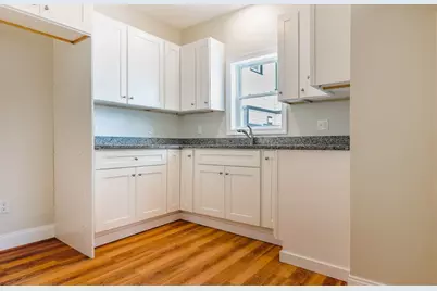 833 Grinnell St, Fall River, MA 02721 - Photo 6