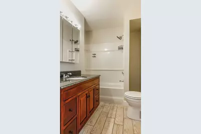 833 Grinnell St, Fall River, MA 02721 - Photo 10