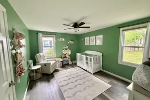 412 Island Pond Rd, Springfield, MA 01118 - Photo 6