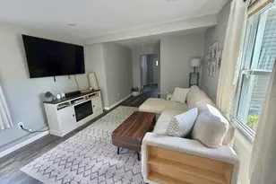 412 Island Pond Rd, Springfield, MA 01118 - Photo 12