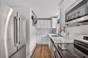 2 Bryant St, Freetown, MA 02702 - Photo 4