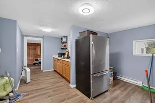 243 Central St, Springfield, MA 01105 - Photo 18