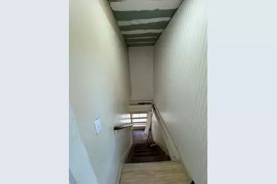 25 Spring St, Adams, MA 01220 - Photo 24